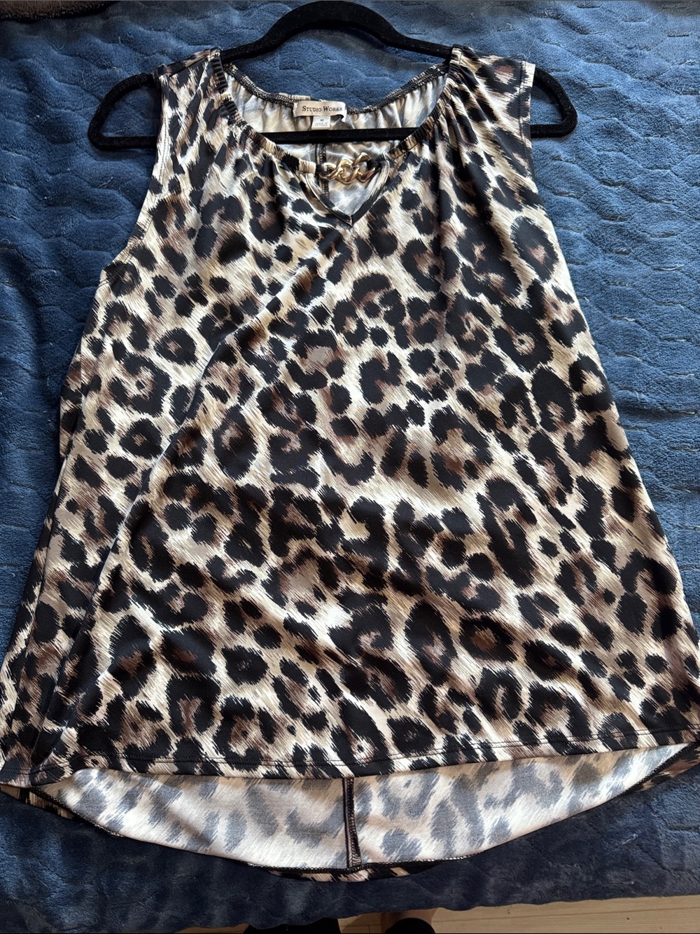 Sleeveless Leopard Print Top in Neutral Tones